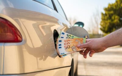 10 Tips to Save On Fuel